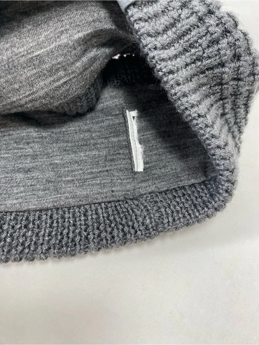 Icebreaker Merino Wool Gray Waffle Knit Winter Earband Headband (lining holes)